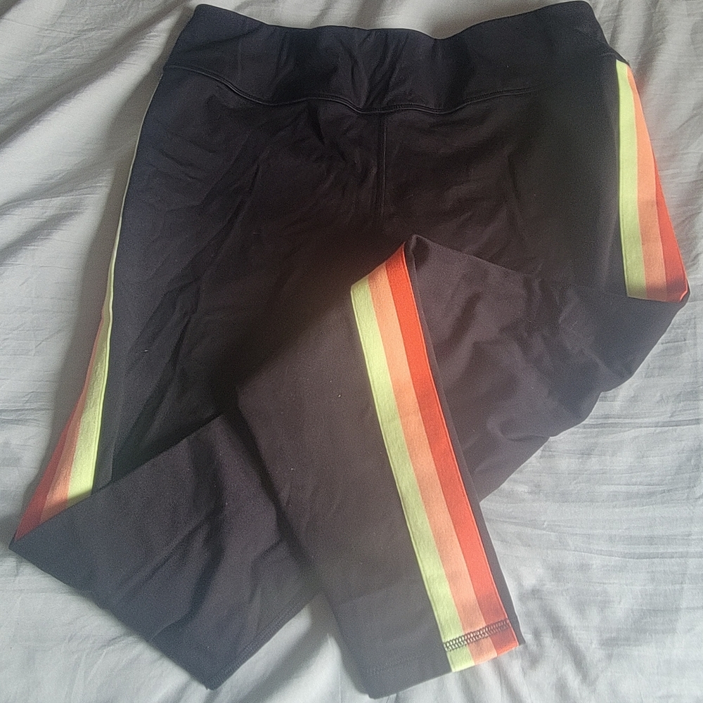 AVIA-XXXL/3XG (22)-Black, yellow, orange